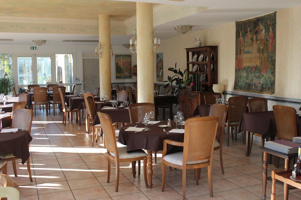 Logis Hotel Les Cimes Argelès-Gazost Екстериор снимка